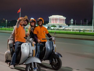 Hanoi After Dark - Hanoi Half-day Vespa Private Tour
