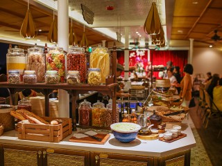 Dinner on Saigon River Cruise - Bonsai Cruise - Best rates