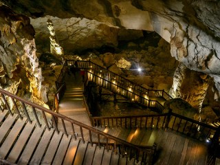 Paradise Cave - Dark Cave (Phong Nha - Ke Bang National Park) Day Tour - Private tour - 30% off