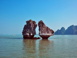 Halong Bay 1 Day Tour - Private tour - 20% off