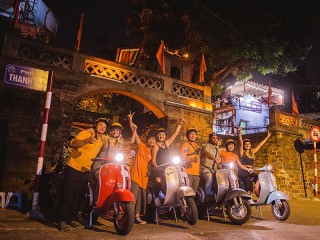 Hanoi After Dark - Hanoi Half-day Vespa Private Tour