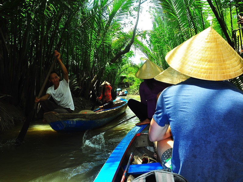 Saigon - Cu Chi Tunnels - Vung Tau - Mekong Delta 5 Day Tour - 40% off