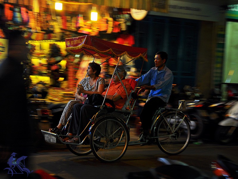 Hanoi Cyclo Tour and Water Puppet Show for Half Day Tour (4 hours) - Private tour - 40% off