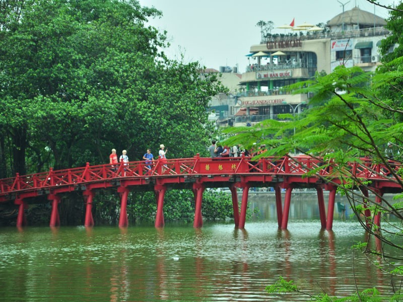 Hanoi - Halong Bay Overnight cruise & Ninh Binh 5 Days 4 Nights Package Tour - 35% off