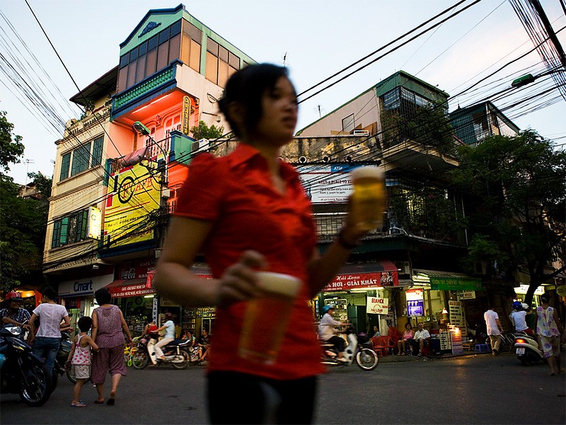Hanoi Nightlife Craft Beer Tour