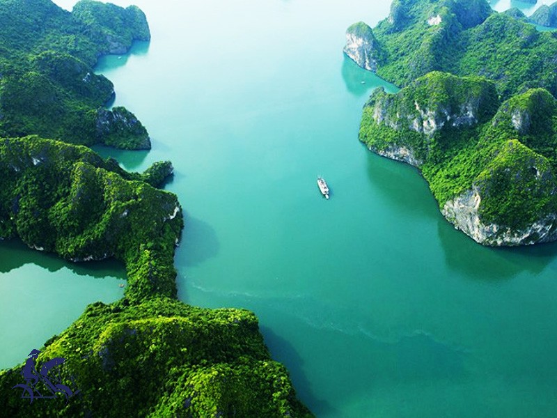 Seaplane on Halong Bay - 25% off