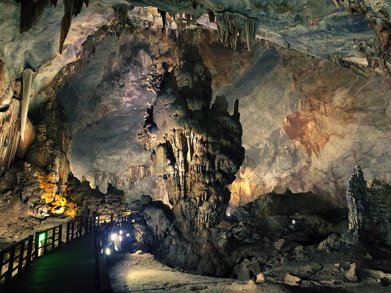 Paradise Cave - Dark Cave (Phong Nha - Ke Bang National Park) Day Tour - Private tour - 30% off